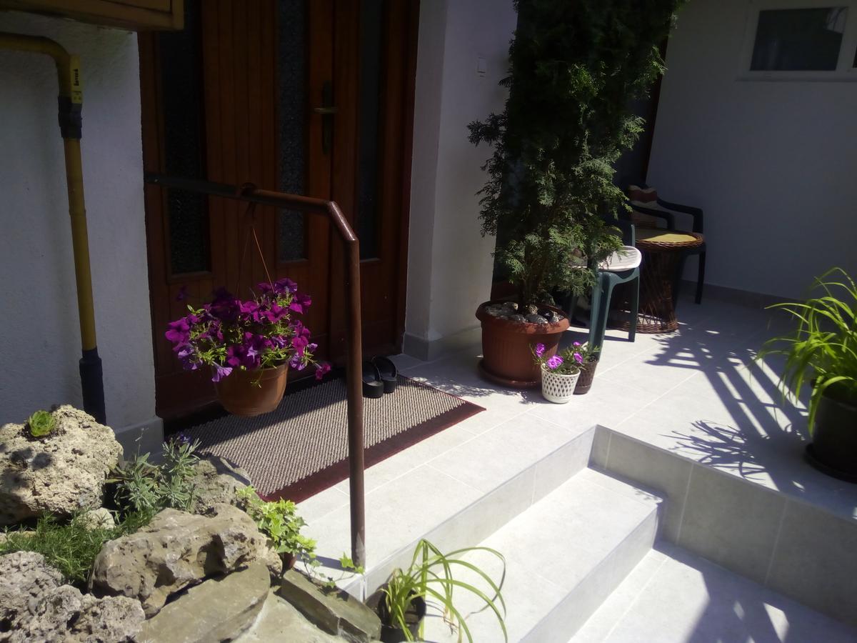 Yasmin Appartement SJJ Buitenkant foto